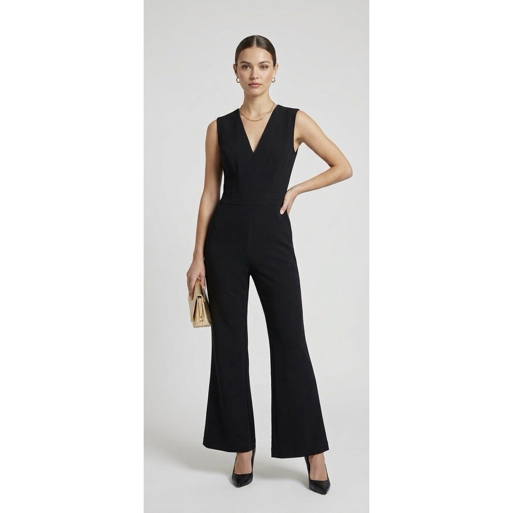 SPANX Sleeveless V-Neck Wide-Leg Jumpsuit In Classic Black Size Large